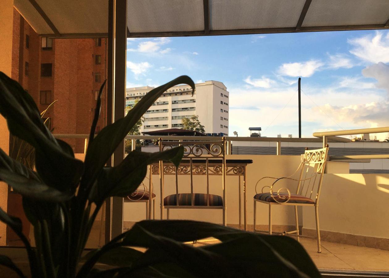 Hotel Riviera Plaza Bucaramanga Kültér fotó
