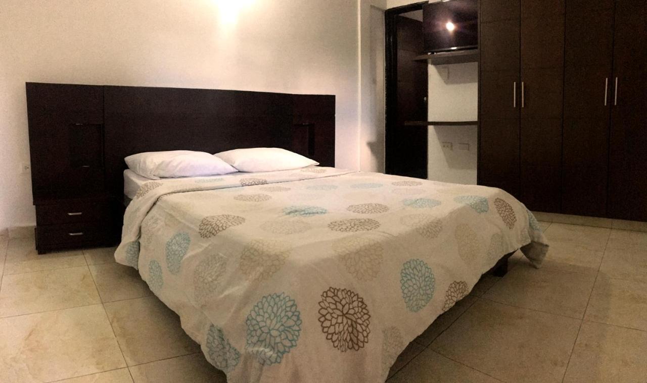 Hotel Riviera Plaza Bucaramanga Kültér fotó