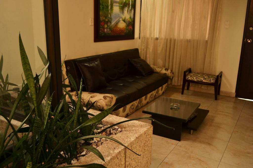 Hotel Riviera Plaza Bucaramanga Kültér fotó