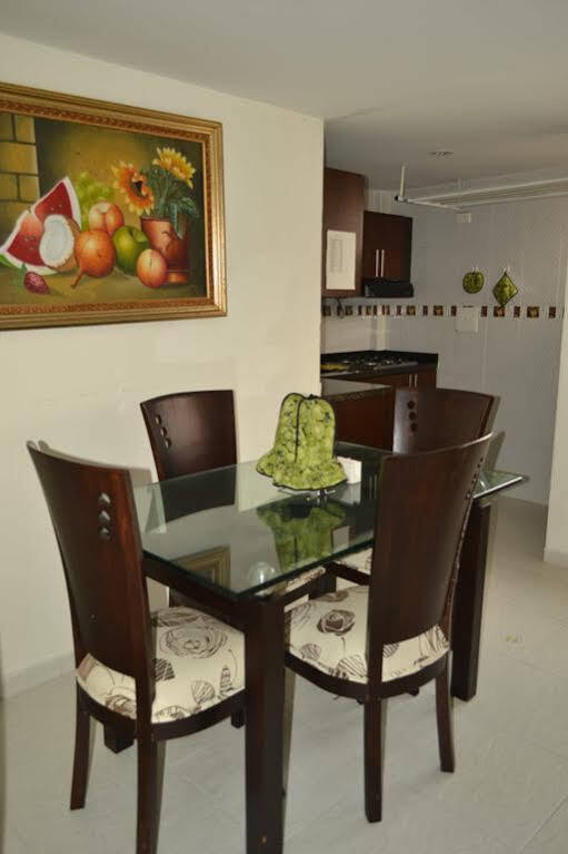 Hotel Riviera Plaza Bucaramanga Kültér fotó
