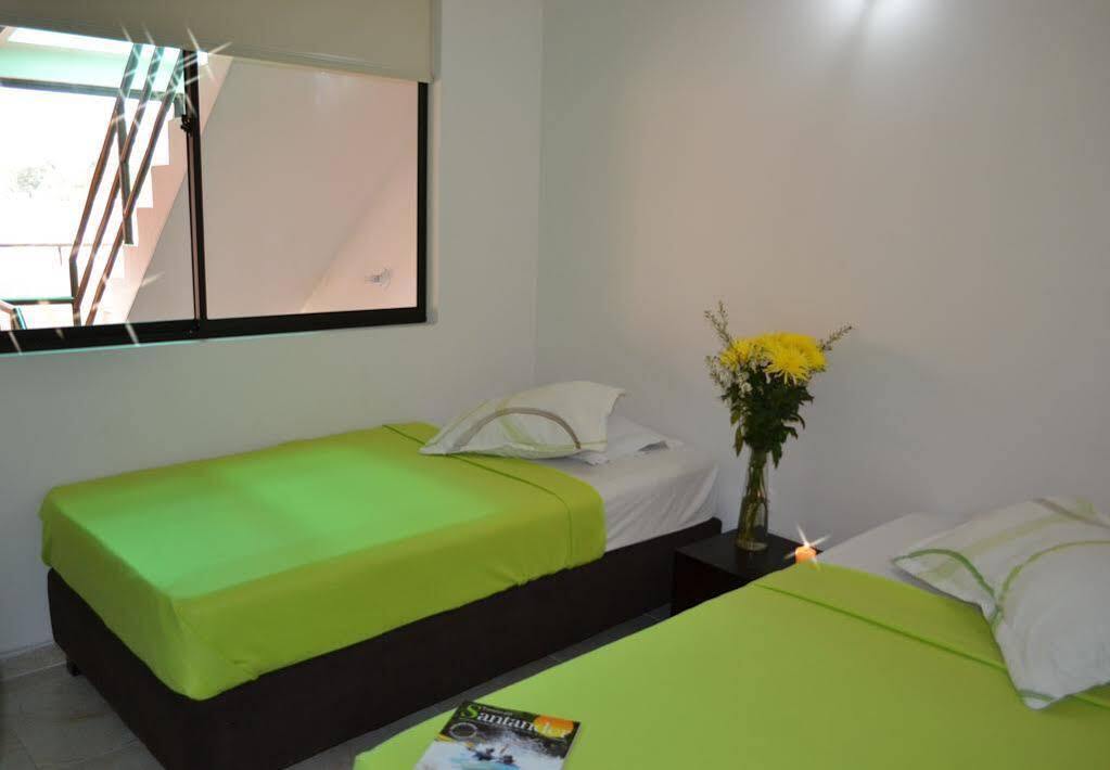 Hotel Riviera Plaza Bucaramanga Kültér fotó
