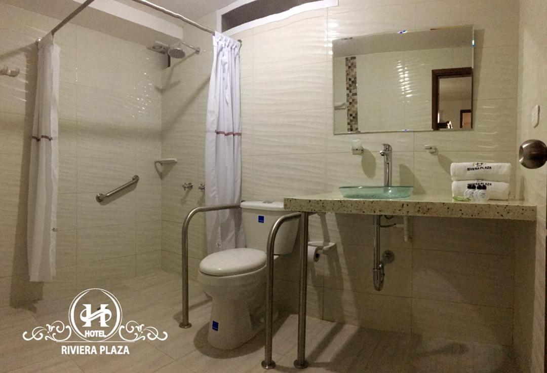 Hotel Riviera Plaza Bucaramanga Kültér fotó